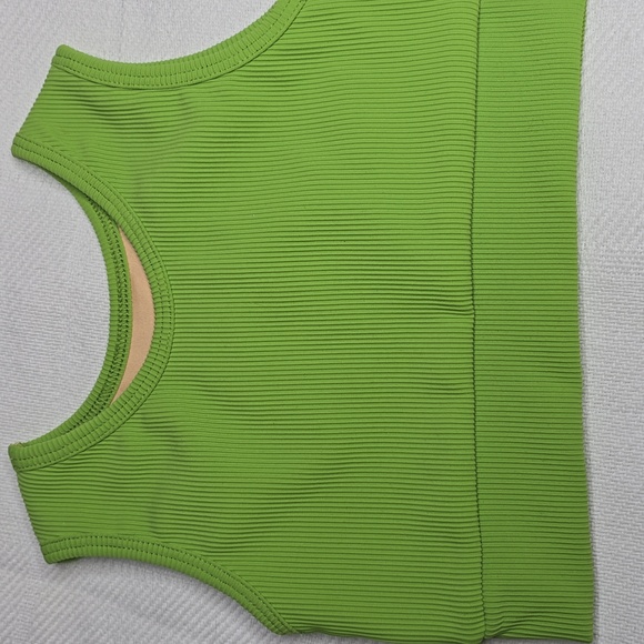 Evie's Studio Green Ribbed Crop Top and Shorts Set - Picture 4 of 7